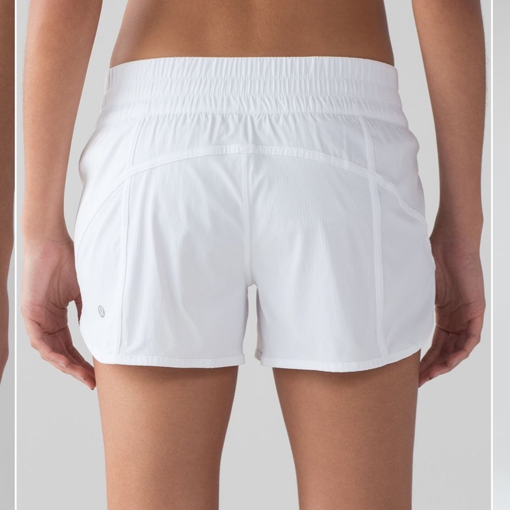 Lululemon Tracker Short V *4"
White (First Release)